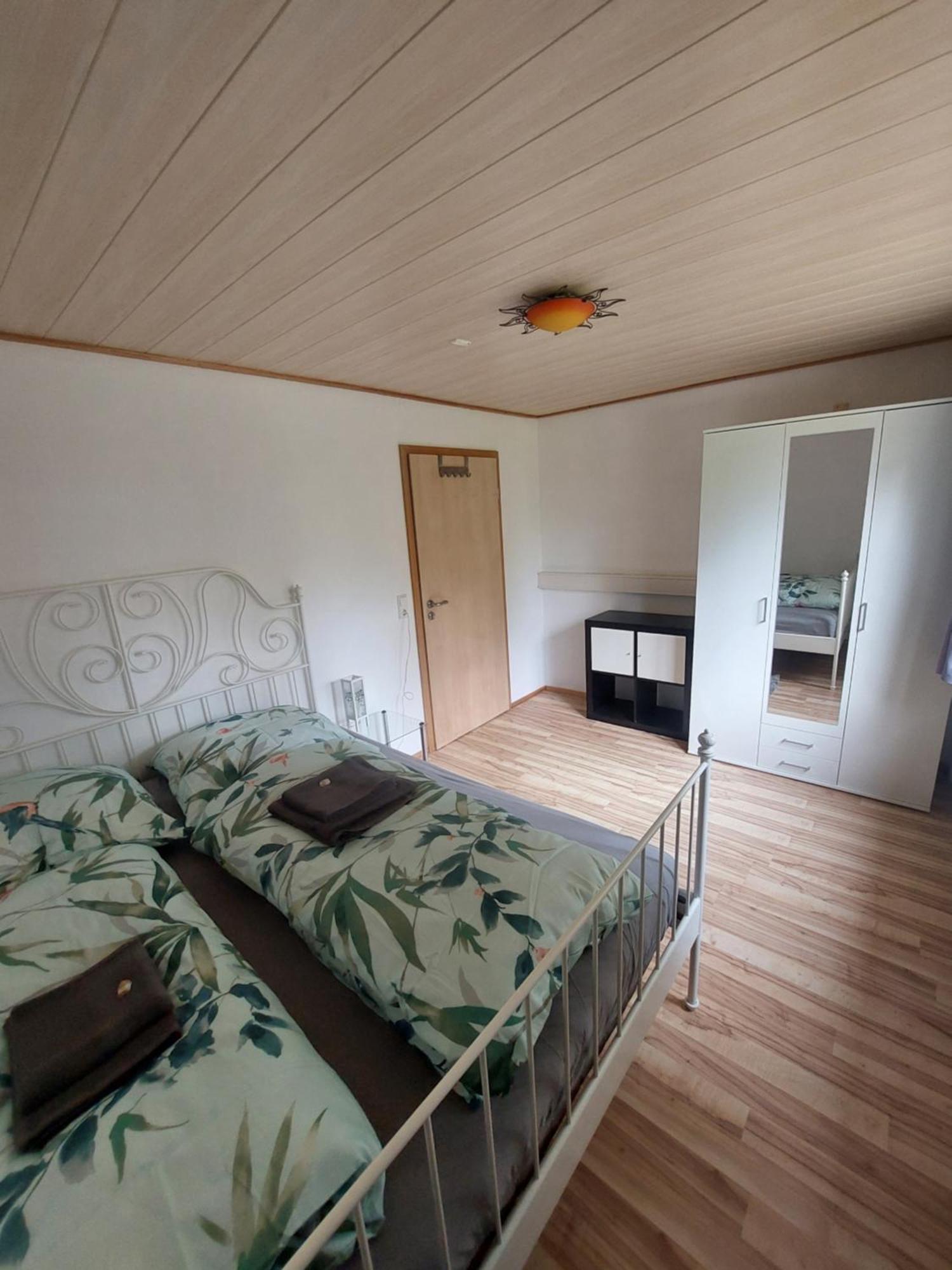 Duermentingen Apartment *